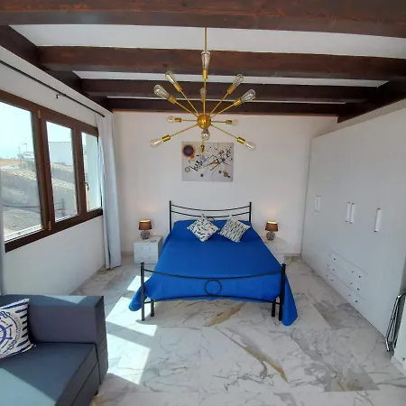 Palazzo Del Golfo Apartment *