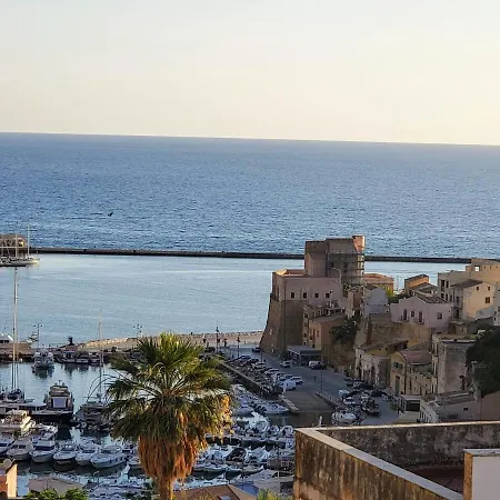 Palazzo Del Golfo * Castellammare del Golfo
